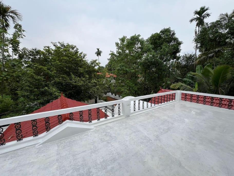 Vila Kalarikkal House Kochi Exteriér fotografie